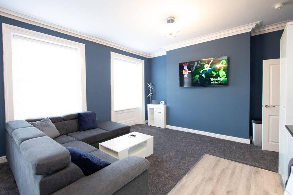 Lavish 2Bed Apartment In The Heart Of Birkenhead Dış mekan fotoğraf