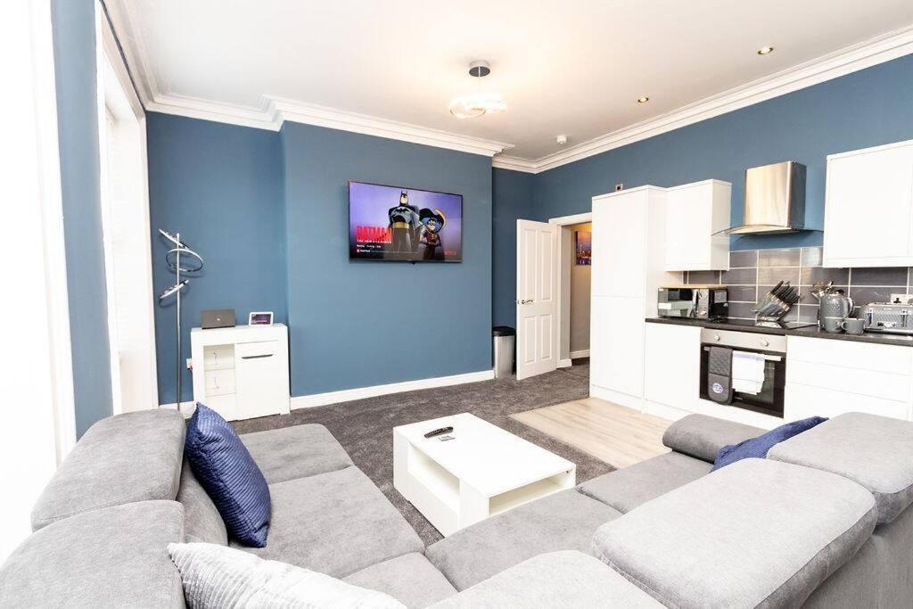 Lavish 2Bed Apartment In The Heart Of Birkenhead Dış mekan fotoğraf